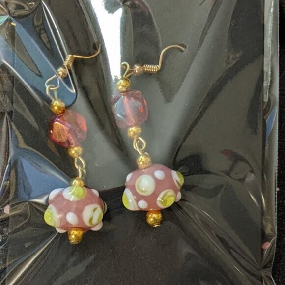 Pink Lampwork glass earrings - Picture 4 of 7